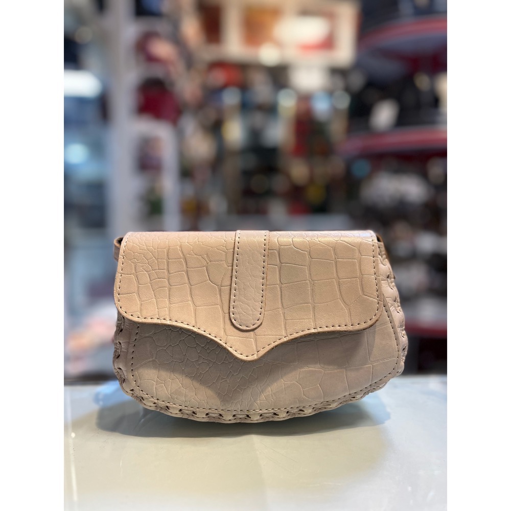 چرم گاوی طبیعی زنانه