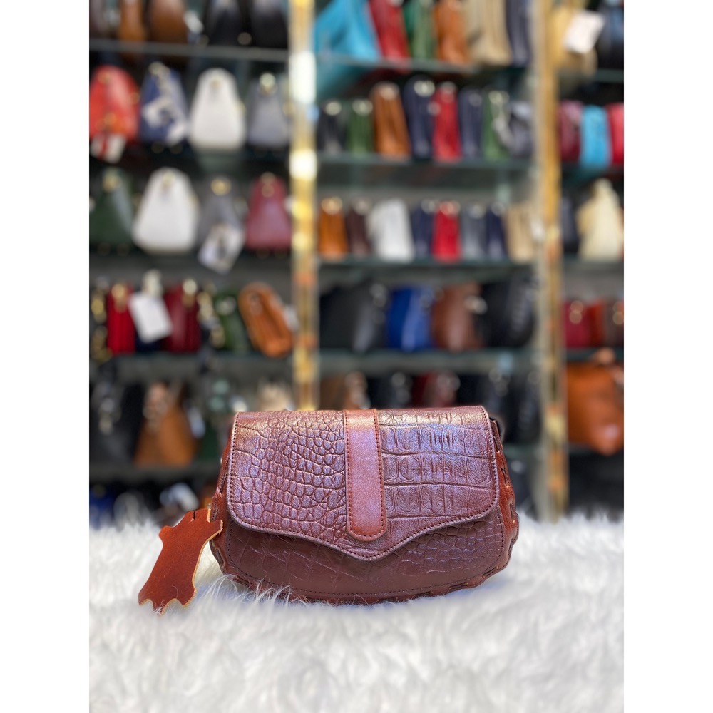 کیف دوشی عنابی