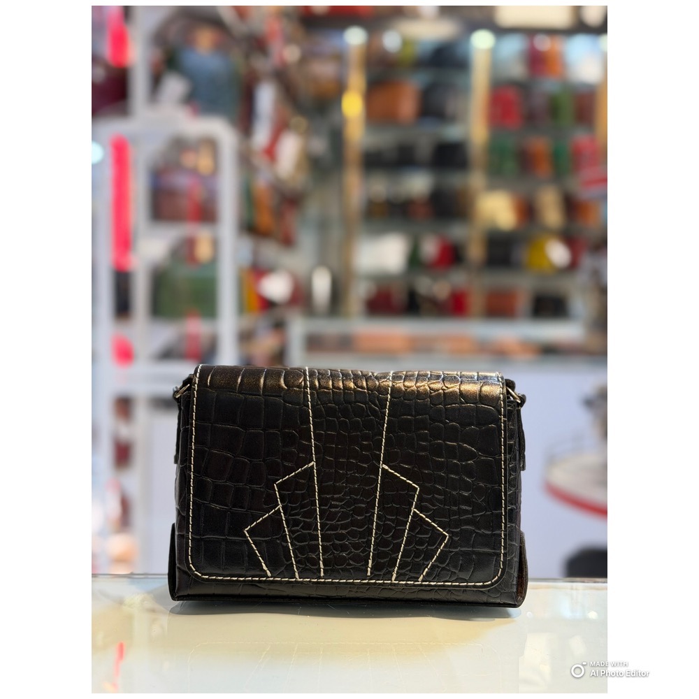 کیف جادار کوچک