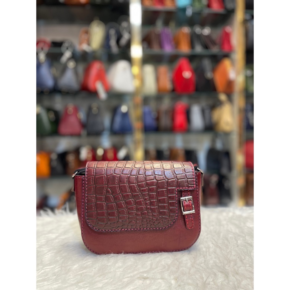 کیف دوشی زرشکی