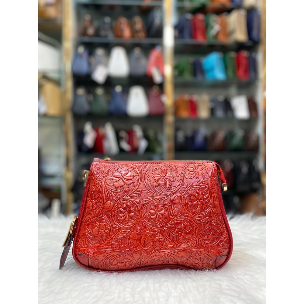 کیف دوشی قرمز