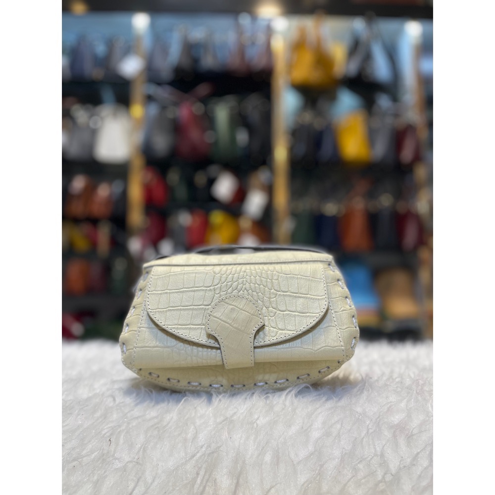 کیف زنانه کرمی