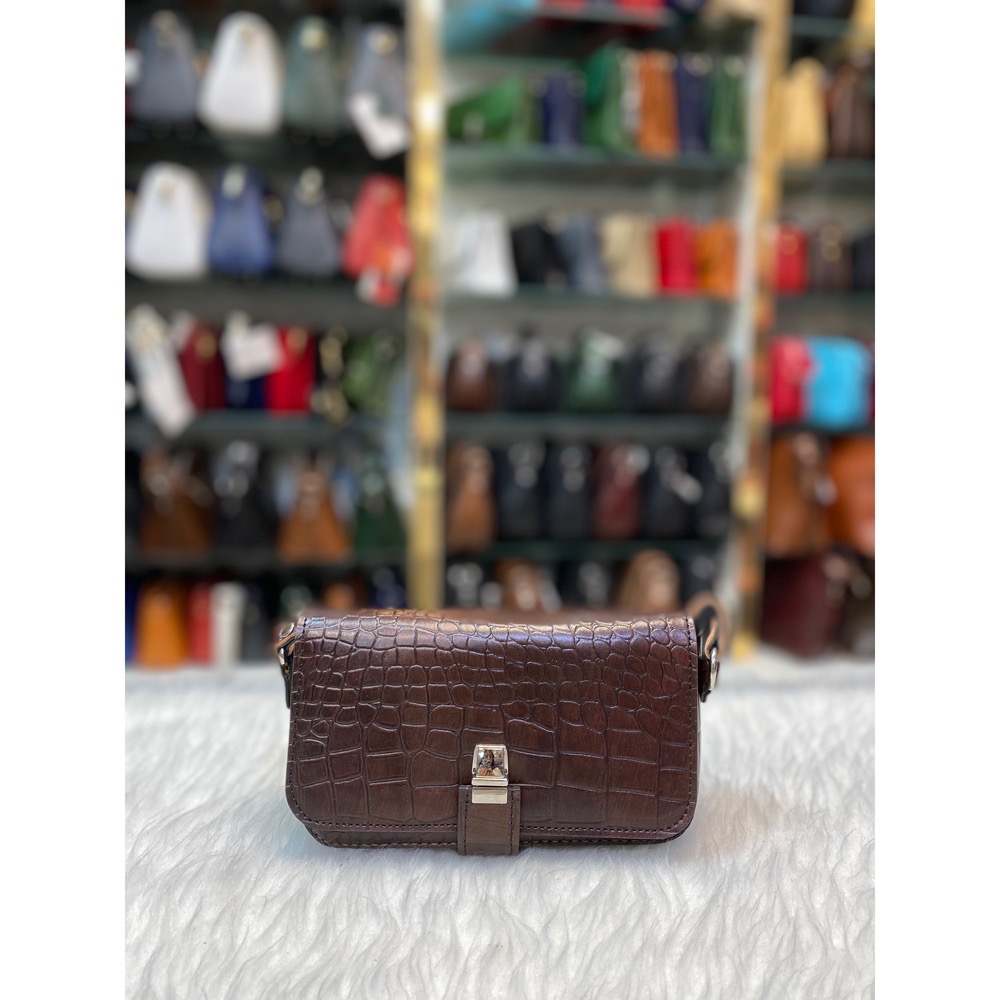 کیف قهوه ای دوشی
