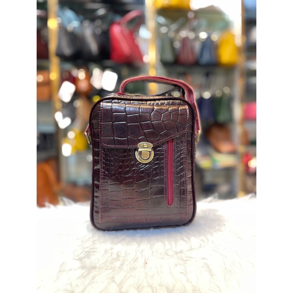 کیف اسپرت عنابی