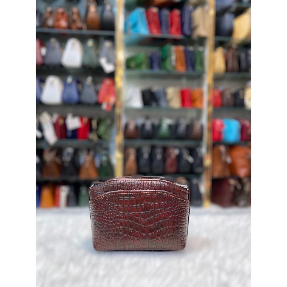 کیف دوشی زرشکی