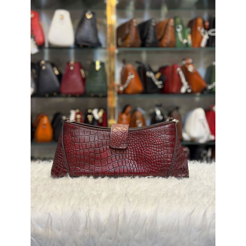 کیف دستی دوشی زرشکی